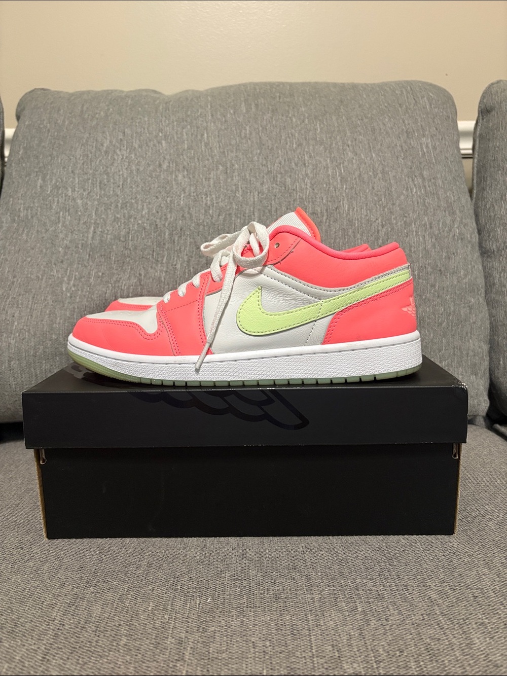 Nike Jordan 1 Low SE Lava Glow